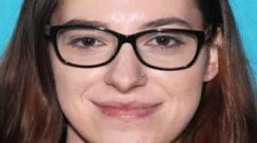 ABD Temsilciler Meclisi Başkanı Pelosi'nin bilgisayarını &ccedil;aldığı iddia edilen kişi g&ouml;zaltında: 'Rus istihbaratına satacaktı'