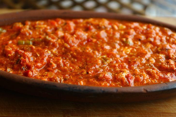 Menemen konservesi nasıl yapılır? İşte hem lezzetli hem pratik ev