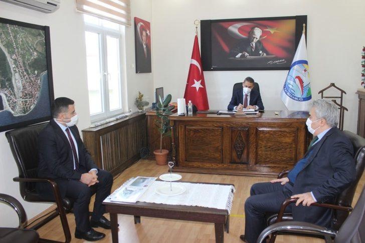 Vali Karaömeroğlu: “Köylerimize iki kat daha fazla asfalt yapacağız” G3