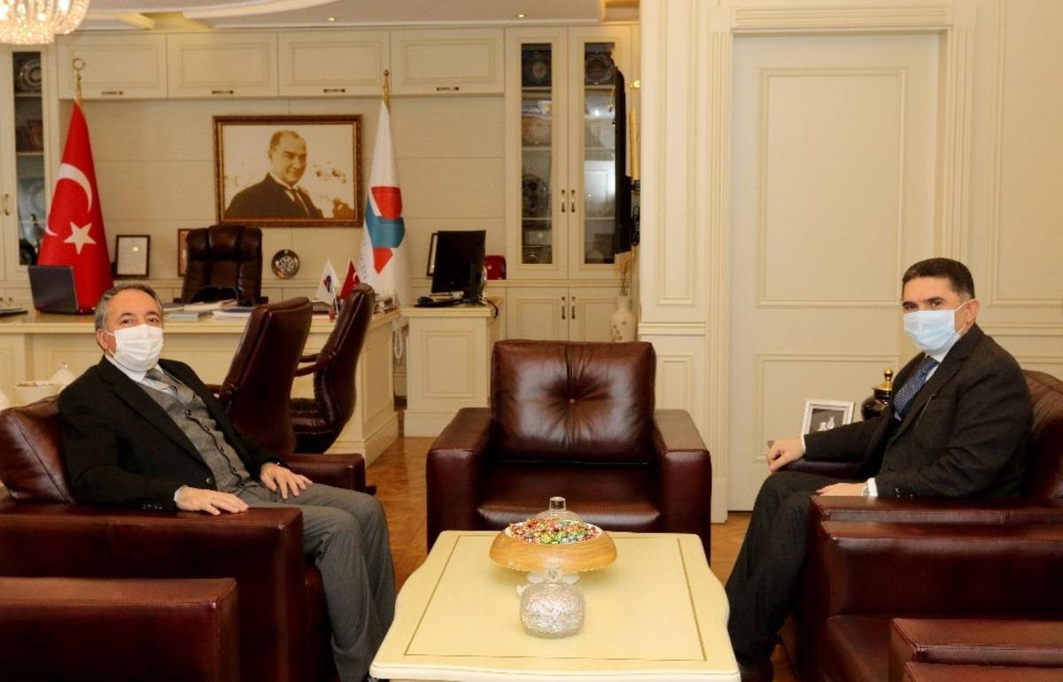 AK Parti Ağrı Milletvekili &Ccedil;elebi, Aİ&Ccedil;&Uuml; Rekt&ouml;r&uuml; Prof. Dr. Karabulut&rsquo;u ziyaret etti