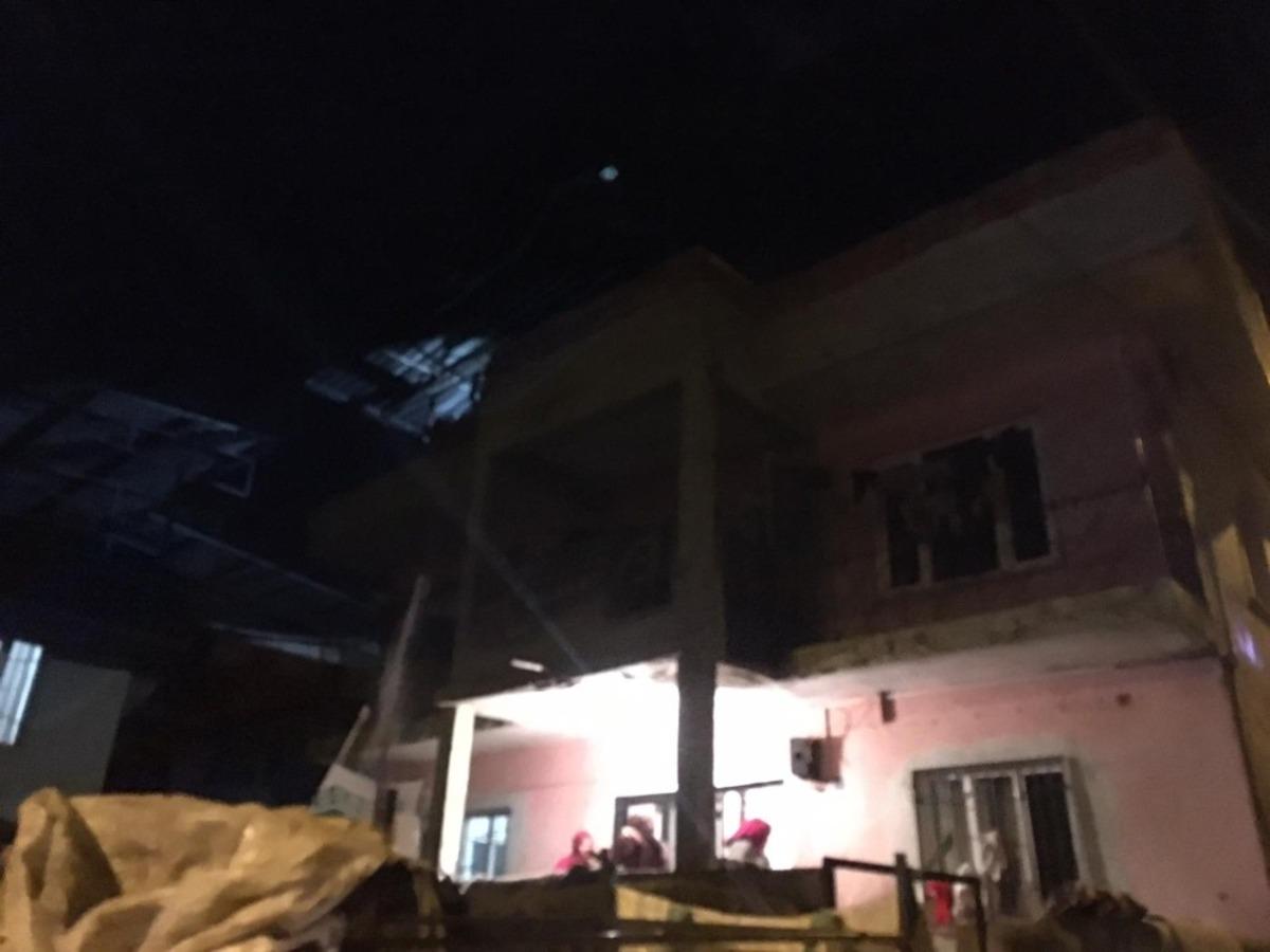 &Ccedil;ıkan yangında Suriyeli aile evsiz kaldı