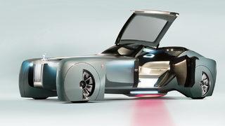 Rolls Royce’nin yeni elektriklisi BMW i7’nin motoru ve büyük bir pil kapasitesiyle gelecek