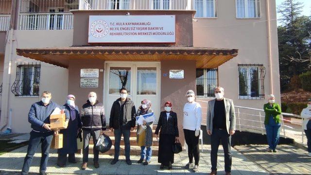 Kula Rehabilitasyon Merkezi’nde aşılama çalışması başladı