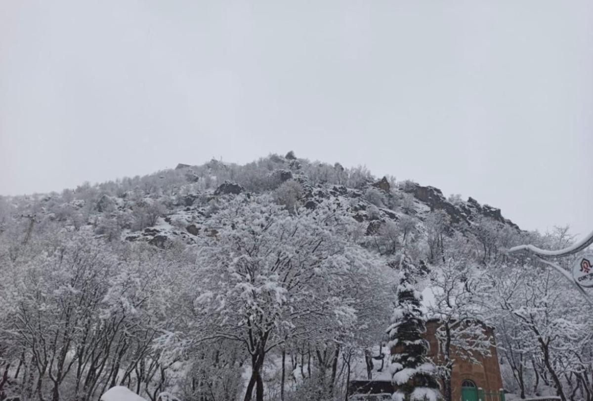 &Ccedil;ukurca Kale Evleri beyaz gelinliğini giydi