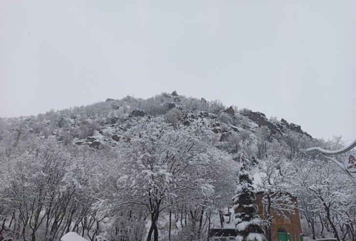 Çukurca Kale Evleri beyaz gelinliğini giydi G1