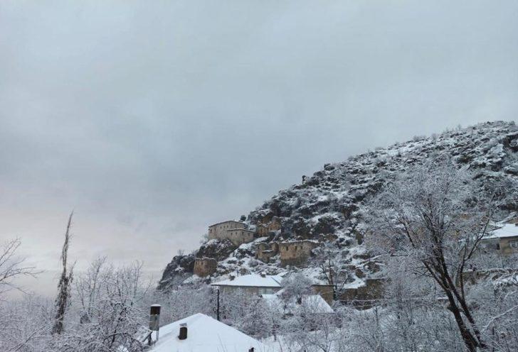 Çukurca Kale Evleri beyaz gelinliğini giydi G3