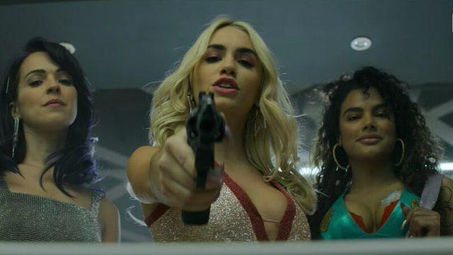 La Casa De Papel yaratıcısı çılgın atıyor: Yeni dizisi Sky Rojo’dan baş döndüren fragman