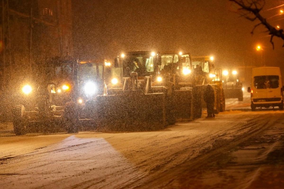 İpekyolu&rsquo;nda karla m&uuml;cadele &ccedil;alışması