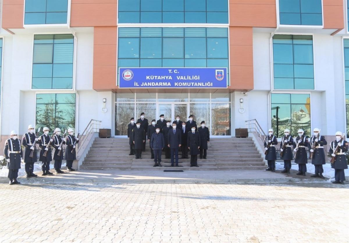 Vali Ali &Ccedil;elik&rsquo;ten İl Jandarma Komutanlığı&rsquo;na ziyaret