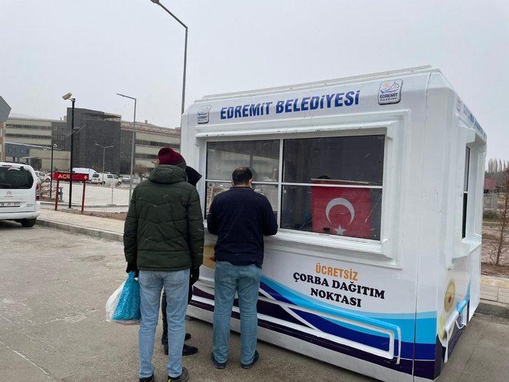 Edremit Belediyesinden vatandaşların içini ısıtan ikram G4