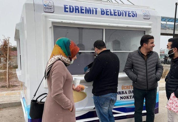 Edremit Belediyesinden vatandaşların içini ısıtan ikram G5