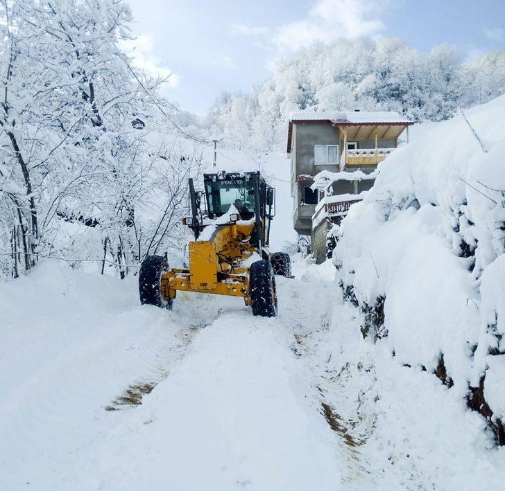 Rize’de 81 köy yolu ulaşıma kapandı G2