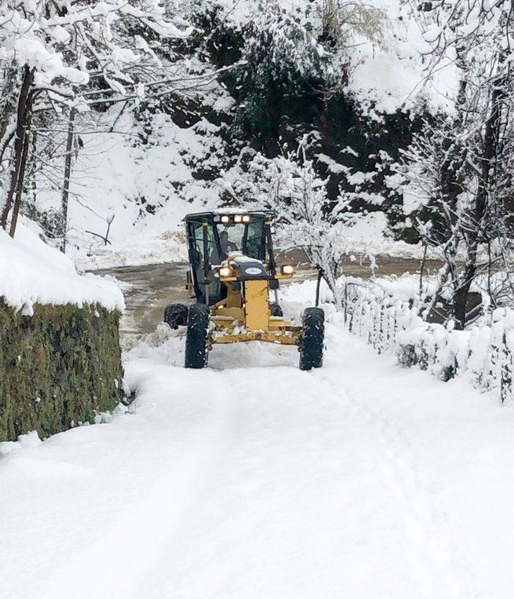Rize’de 81 köy yolu ulaşıma kapandı G5