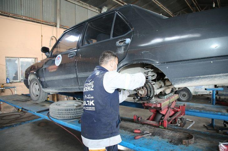 Makine İkmal tamir edip yeniliyor, Akdeniz Belediyesi tasarruf ediyor G5