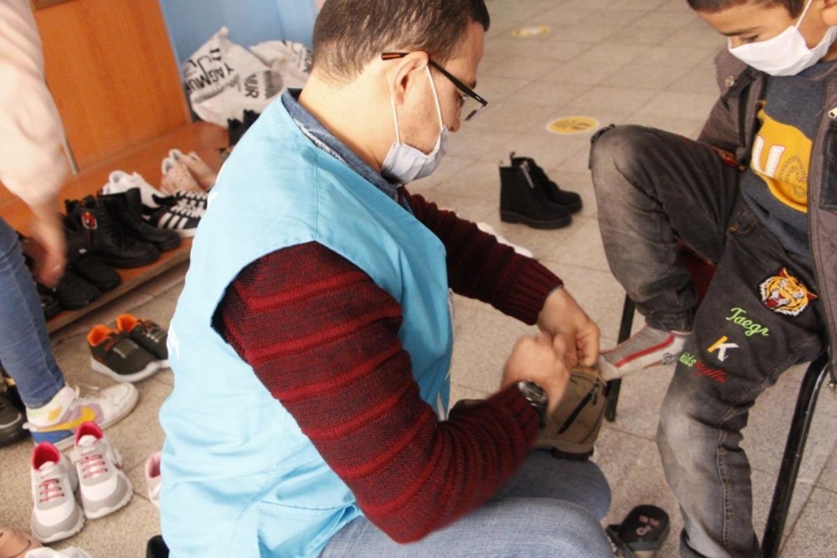 Kırsaldaki &ouml;ğrencilere yardım eli