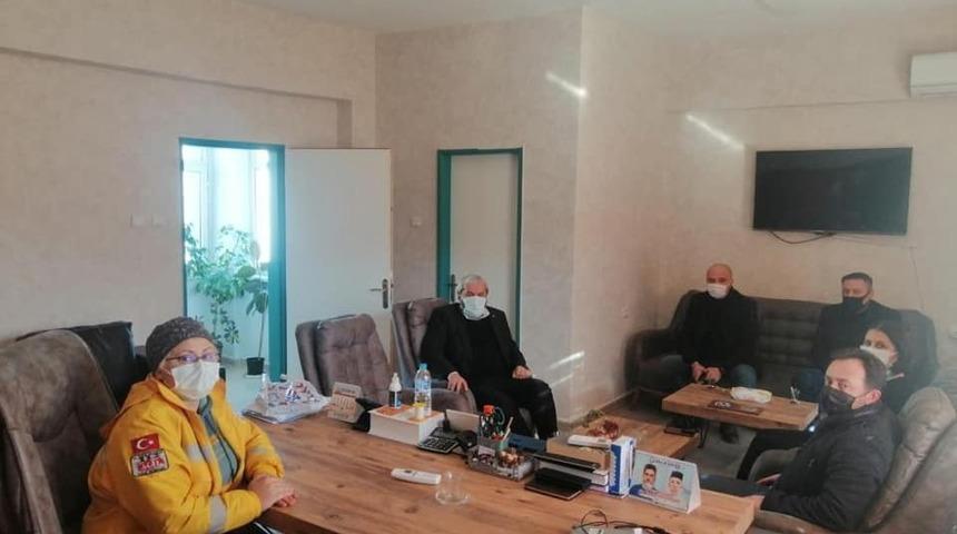 Siyasi heyetten Selahattin Çetintaş Hastanesine moral ziyareti