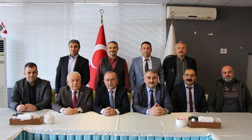 D&uuml;men: &ldquo;Esnaf ve sanatkarımızın yanındayız&rdquo;