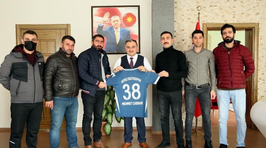 Develi Erciyesspor&rsquo;dan Başkan Cabbar&rsquo;a ziyaret