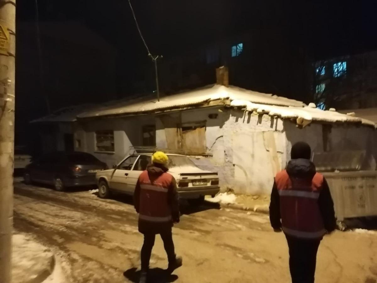 Evsizlere y&ouml;nelik yardım &ccedil;alışmaları