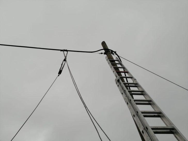 Çalınan telefon kablolarının yerine yenisi bağlandı G2