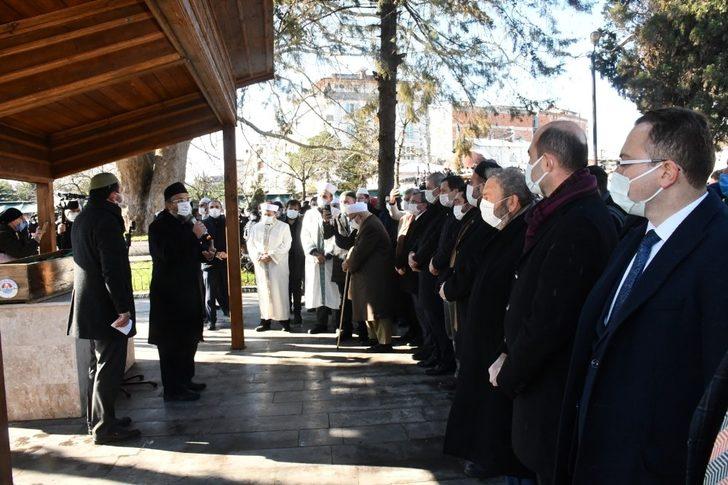Bakan Kasapoğlu, Hafız Niyazi Kasapoğlu’nun cenazesine katıldı G2