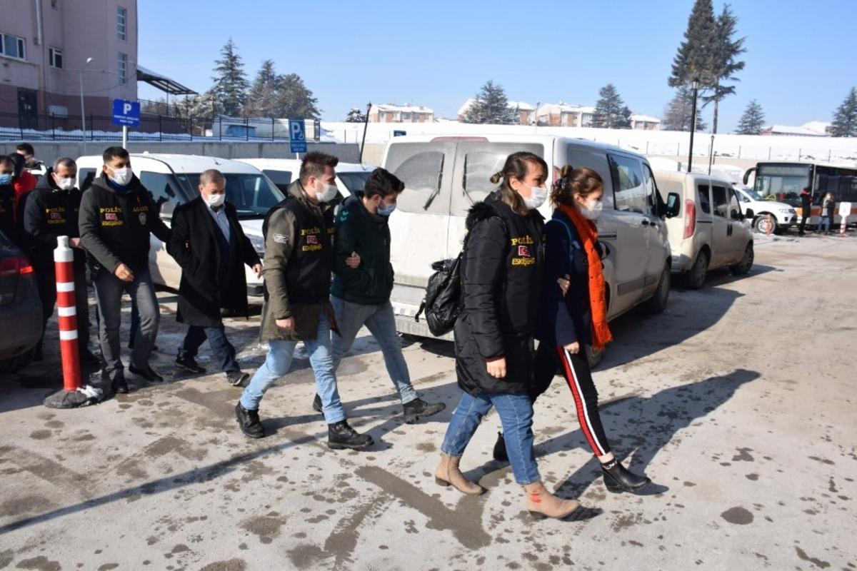 SGK&rsquo;yı zarara uğratan 26 kişi polis operasyonuyla yakalandı