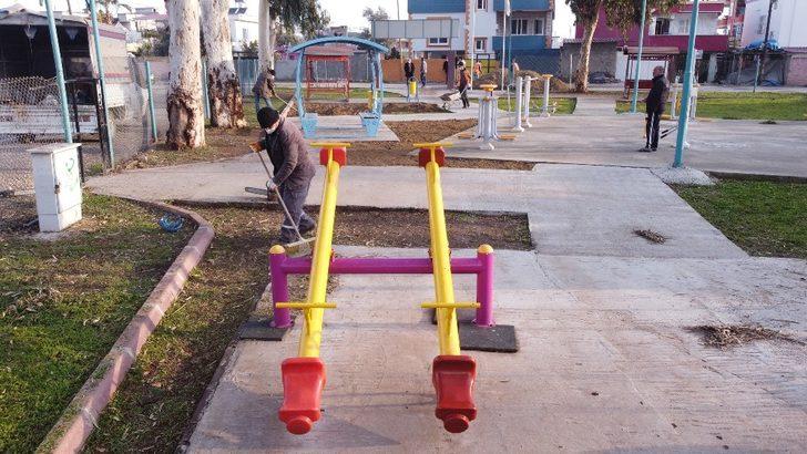 Tarsus Belediyesi, 40 kişilik ekiple temizlik seferberliği başlattı G1