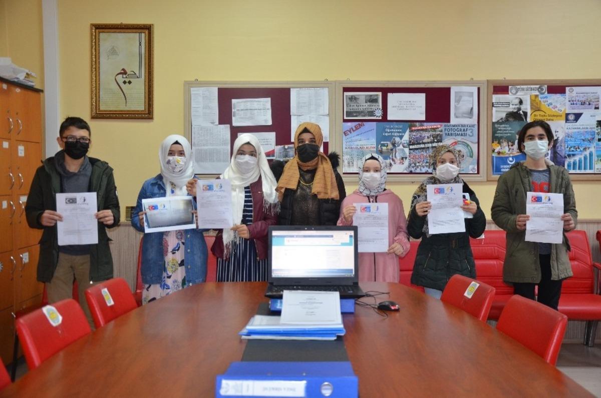 Ordulu &ouml;ğrenciler bilimi Avrupa&rsquo;ya taşıyor