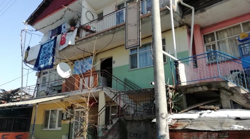 Annesi tarafından bı&ccedil;aklanarak &ouml;ld&uuml;r&uuml;len bebek defnedildi
