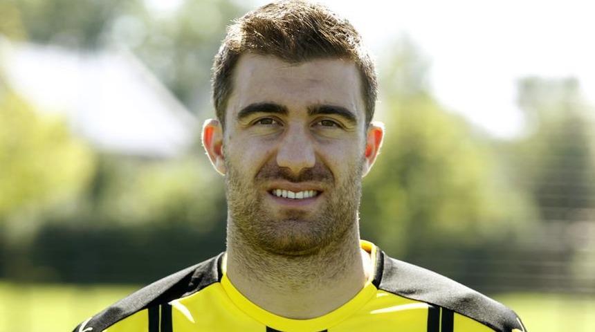 Arsenal, Yunan savunma oyuncusu Sokratis ile yollarını ayırdı