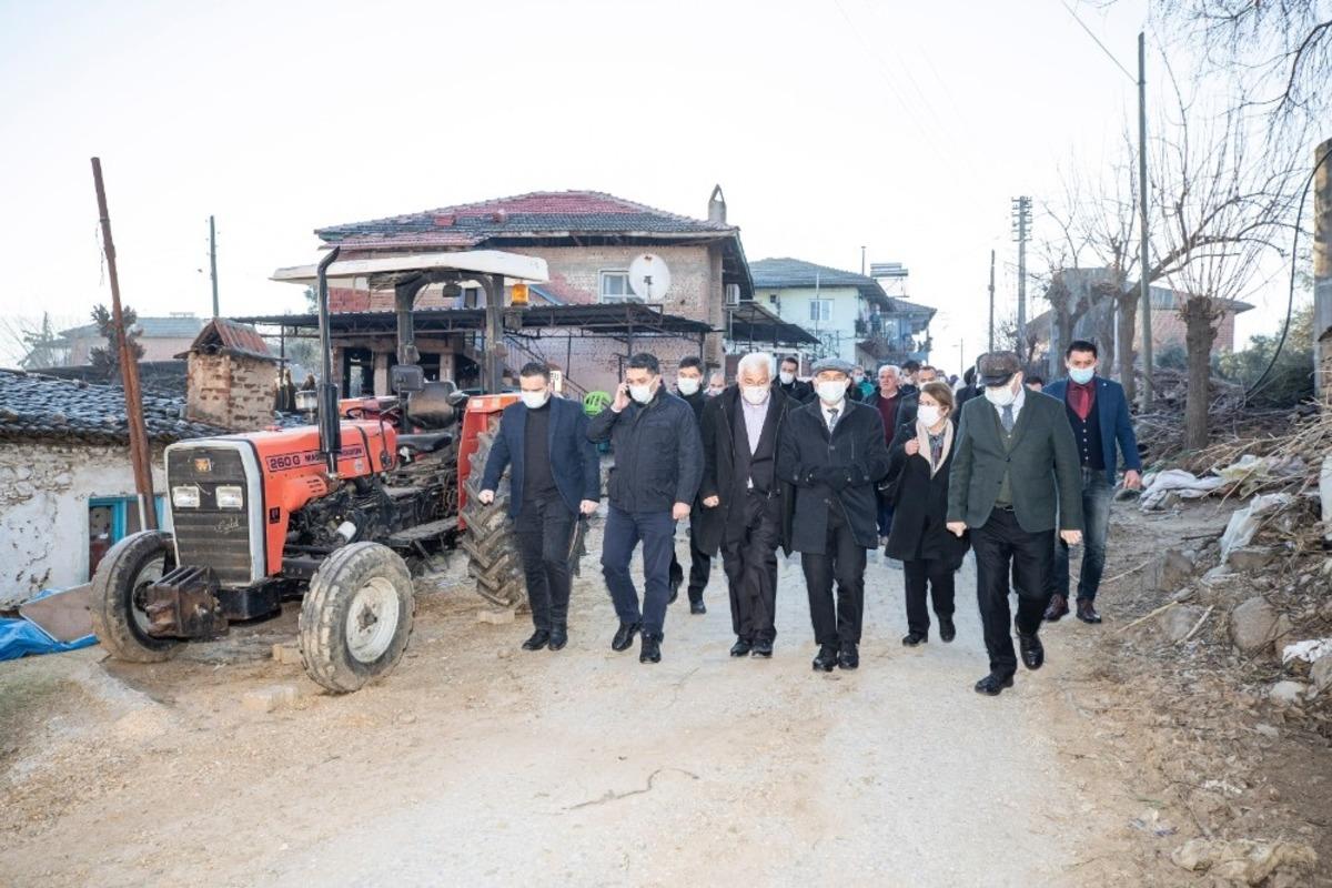 Başkan Soyer&rsquo;in K&uuml;&ccedil;&uuml;k Menderes turu Kiraz&rsquo;dan başladı