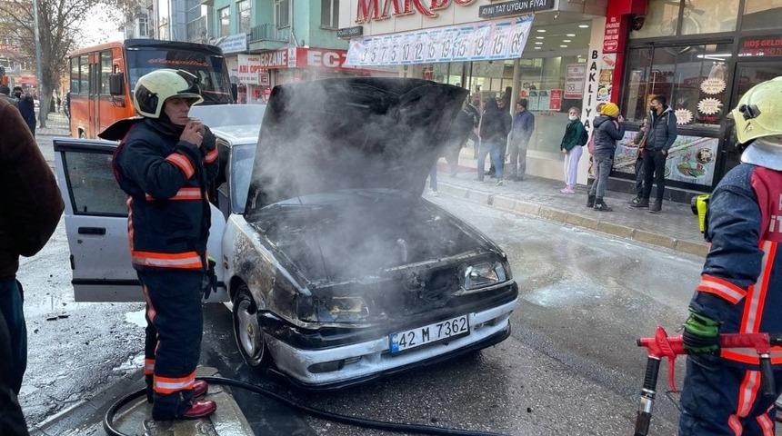Ankara&rsquo;da alev alan park halindeki ara&ccedil; yandı