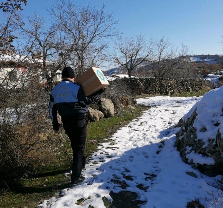 Manisa Büyükşehir kar kış demeden ihtiyaç sahibinin yanında G2