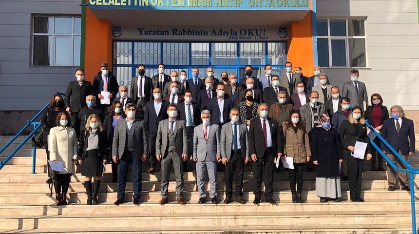 Şartları yerine getiren okullara &rsquo;Okulum temiz&rsquo; belgesi verildi