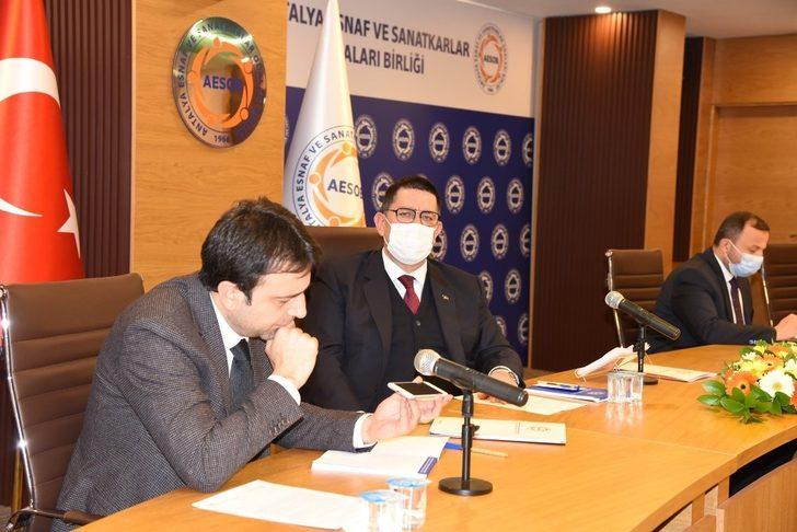 AK Parti MKYK üyeleri esnaf temsilcilerini dinledi G3