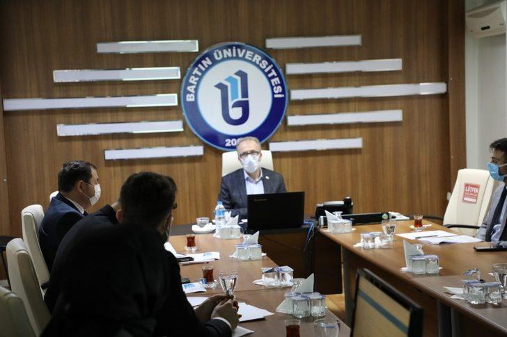 Rektör Uzun, Öğrenci Konseyi üyeleri ile bir araya geldi G3