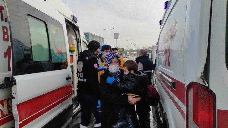 İki otomobil kafa kafaya çarpıştı: 1’i çocuk 2 yaralı G2