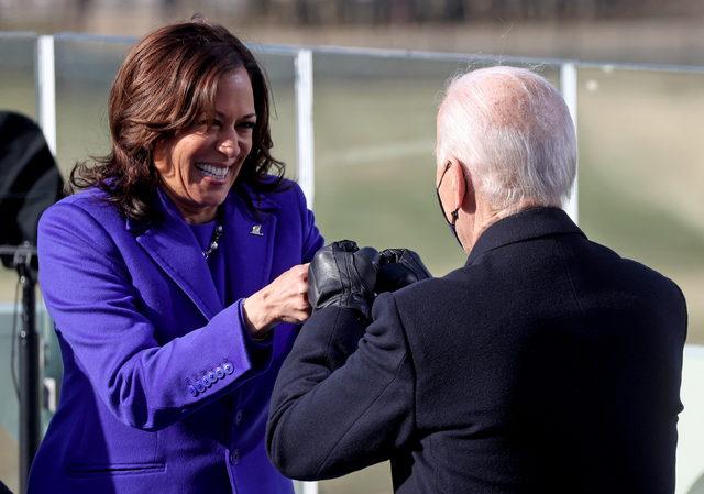 2021-01-20T165656Z_1907291457_RC2SBL975AQR_RTRMADP_3_USA-BIDEN-INAUGURATION