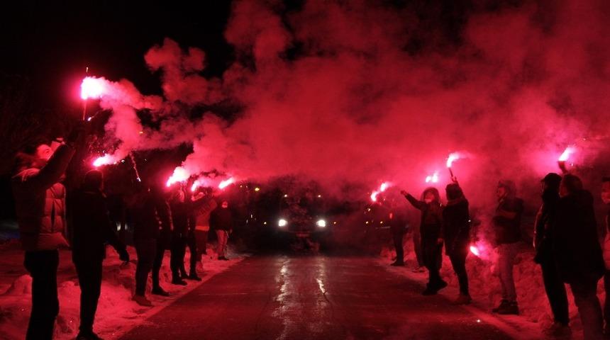 Fenerbahçe kafilesine Sivas’ta coşkulu karşılama