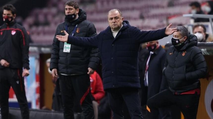 Fatih Terim: Galatasaray her şartta yukarıları sever