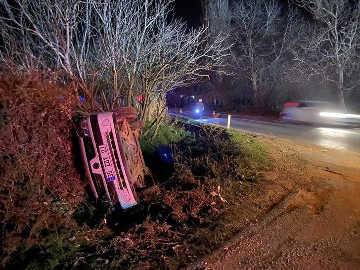 İzmir'de kamyon otomobile çarptı:1 yaralı G3