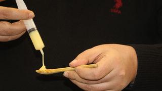 Talep patlaması yaşanan arı sütünün kilosu 10 bin lira