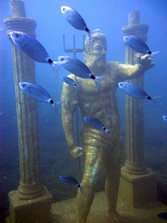 side su altı müzesi heykeller