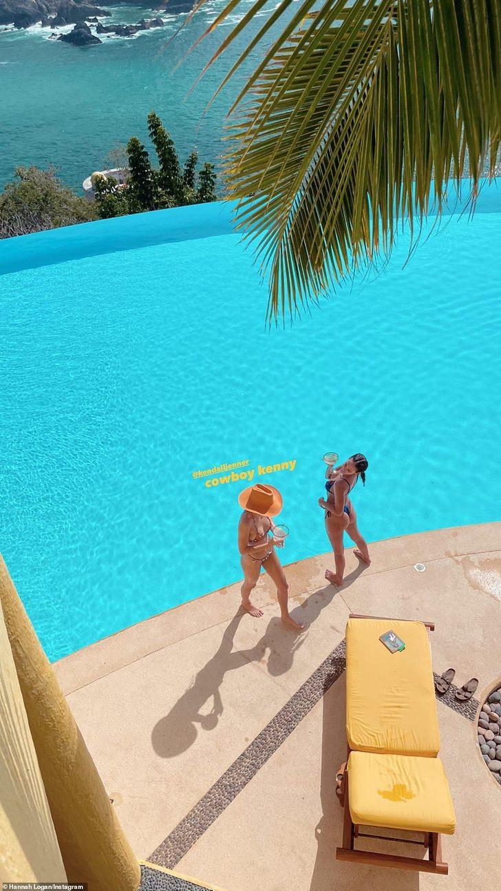 Kylie Jenner ve Kendall Jenner Meksika tatilinde! Pozları olay oldu G5