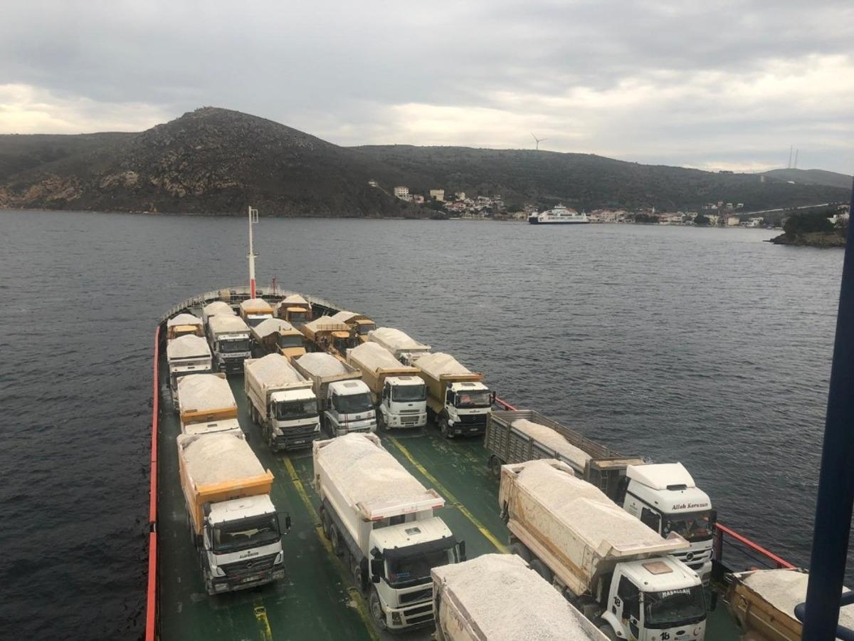 Paşaliman Adası&rsquo;nda yol sorunu &ccedil;&ouml;z&uuml;l&uuml;yor