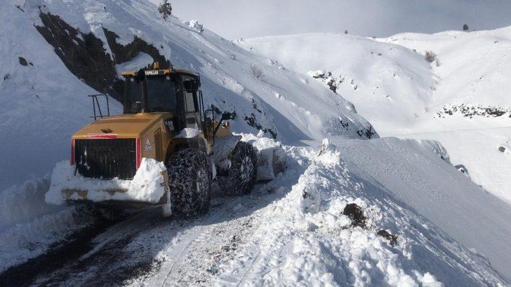 Doğu’da kar ve tipiden kapanan yollar açılıyor G2