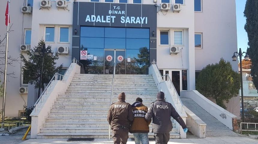 16 yaşında olmasına rağmen 16 ayrı su&ccedil;a karıştığı otaya &ccedil;ıktı