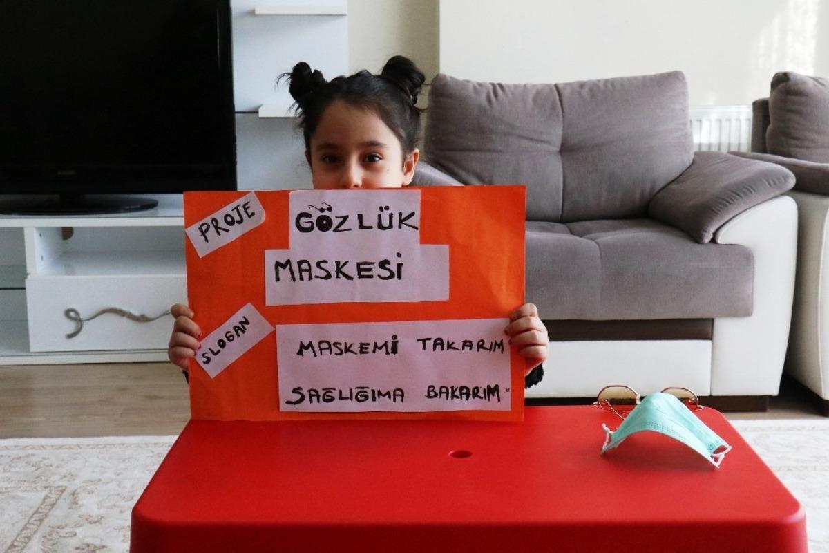 Minik R&uuml;ya&rsquo;dan buharlanan camlar i&ccedil;in slikonlu maske &ccedil;&ouml;z&uuml;m&uuml;