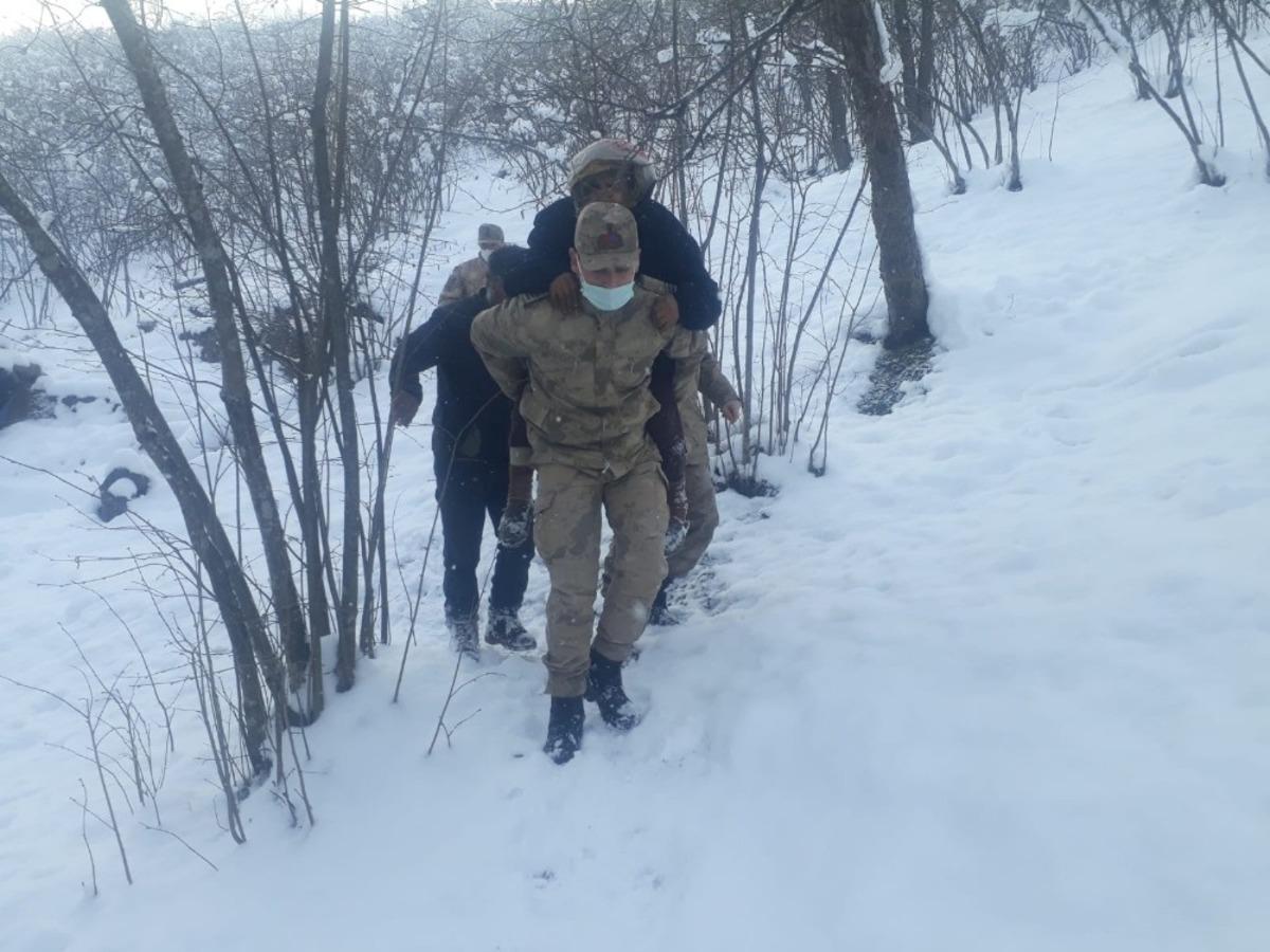 Jandarmadan şefkat eli