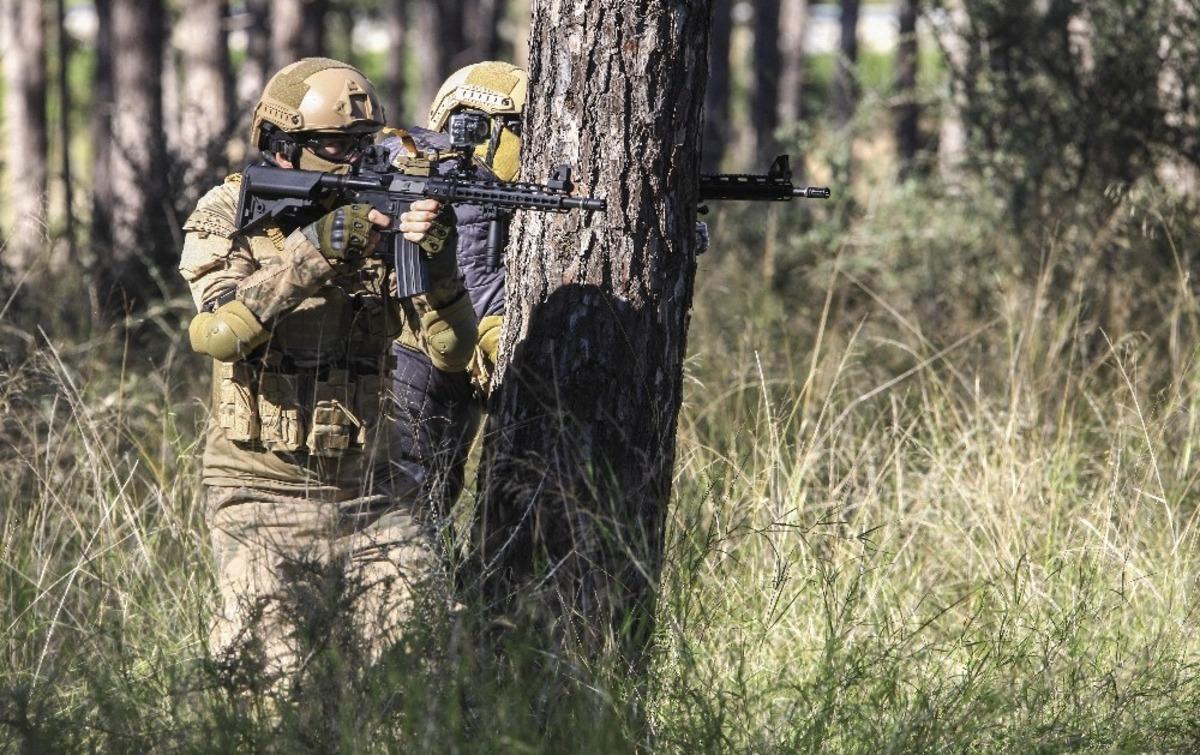 Savaş sim&uuml;lasyonu ile stres atıyorlar